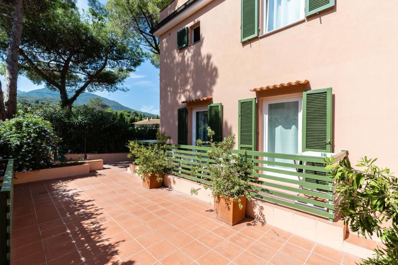 Hotel Delfino Procchio (Isola d'Elba) Exterior foto